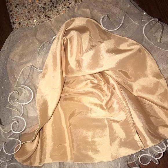 Junior’s Sequined Corset Dress/Prom Gown - Picture 7 of 8